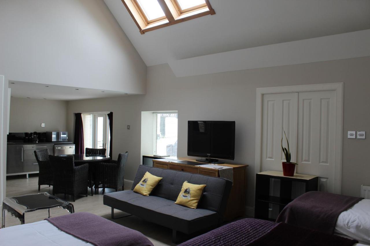 Muchalls Toadhall Rooms מראה חיצוני תמונה